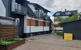 ZACISZE Noclegi i Gastronomia